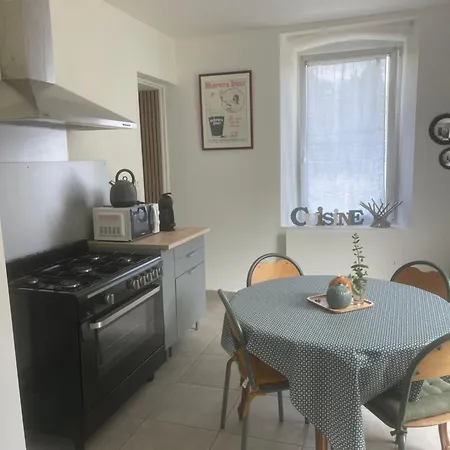 La Petite Maison Tatil Evi